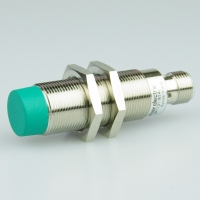 Baumer 18mm normally open PNP Proximity Senso...